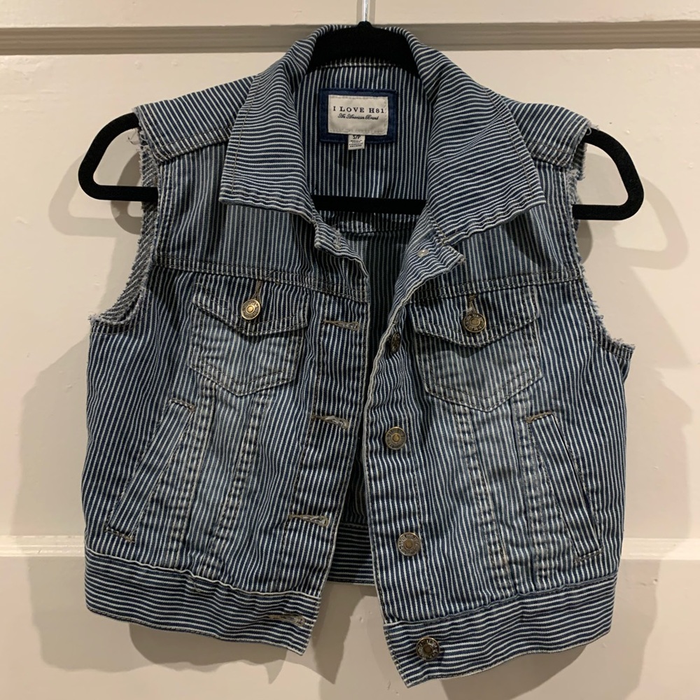 H81 Sleeveless Pinstripe Denim Jacket